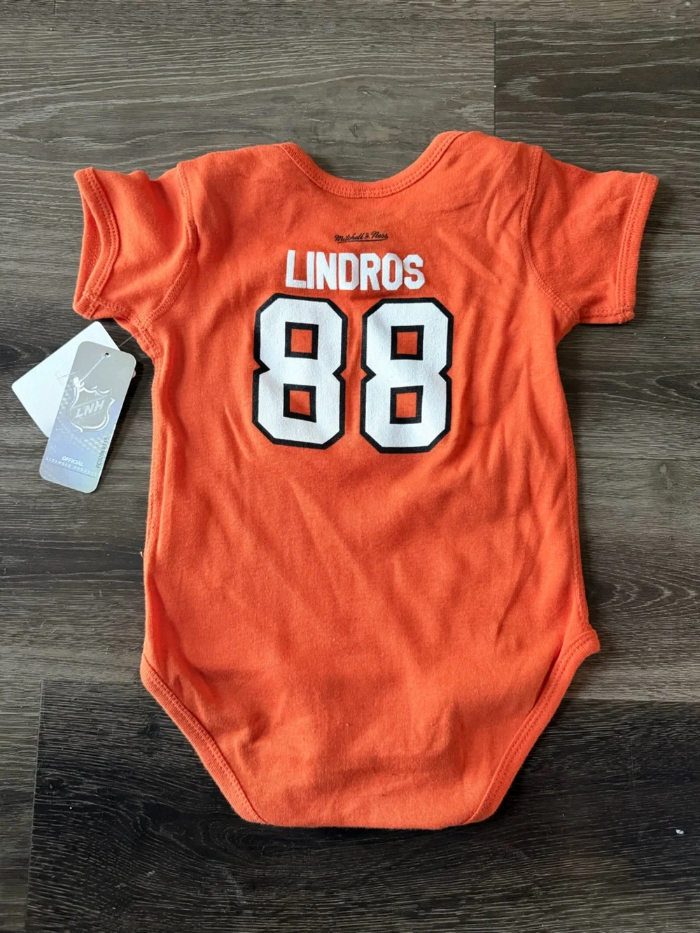 NWT Mitchell& Ness INFANT Philadelphia Flyers NHL LINDROS Size 6/9 Months